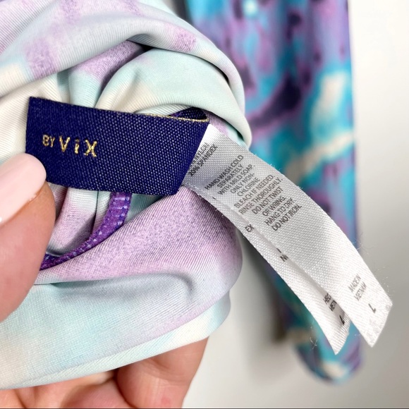 MAR BY VIX Tie-Dye Swim Top Rash Guard / Large / Turquoise & Purple - Picture 6 of 11